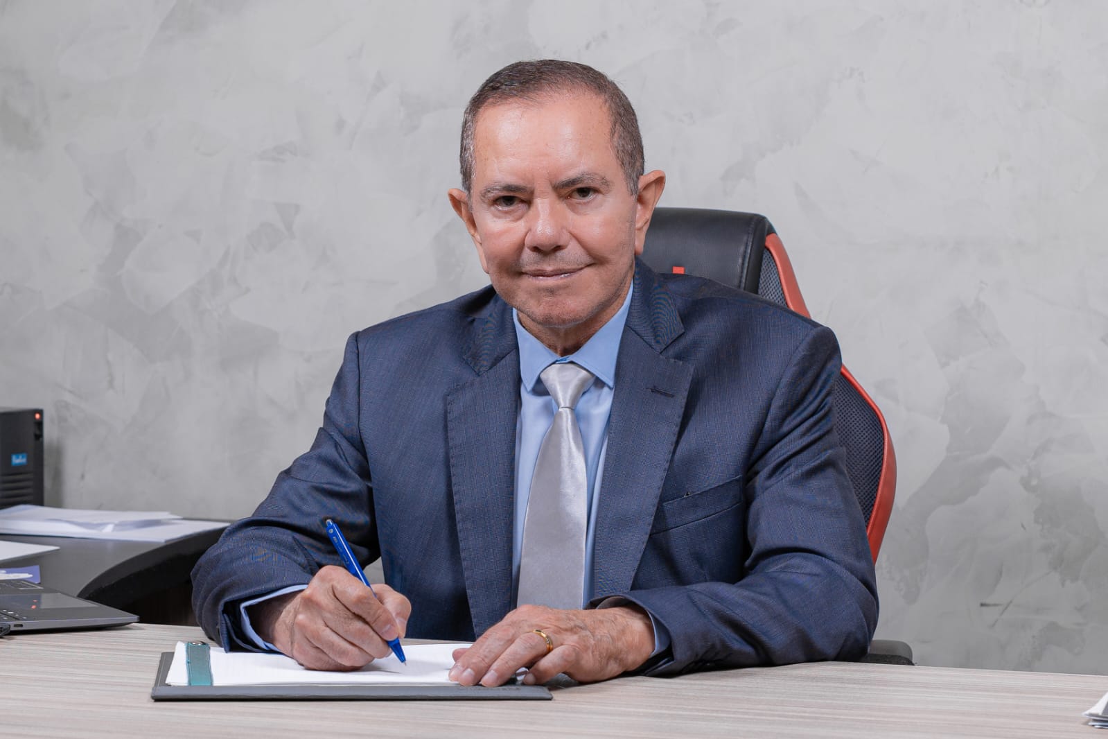 Dr. Oliveira Pereira da Silva Alexandre — Pneumologista e Alergista